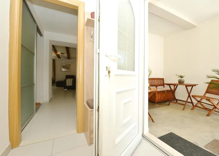 Διαμέρισμα Lorena *